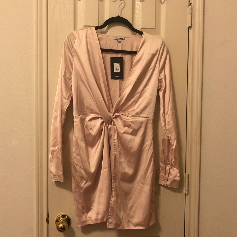 NWT Fashion Nova Sugar Free Dress - L Taupe/Cream